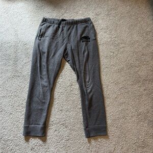 Men’s roots sweatpants